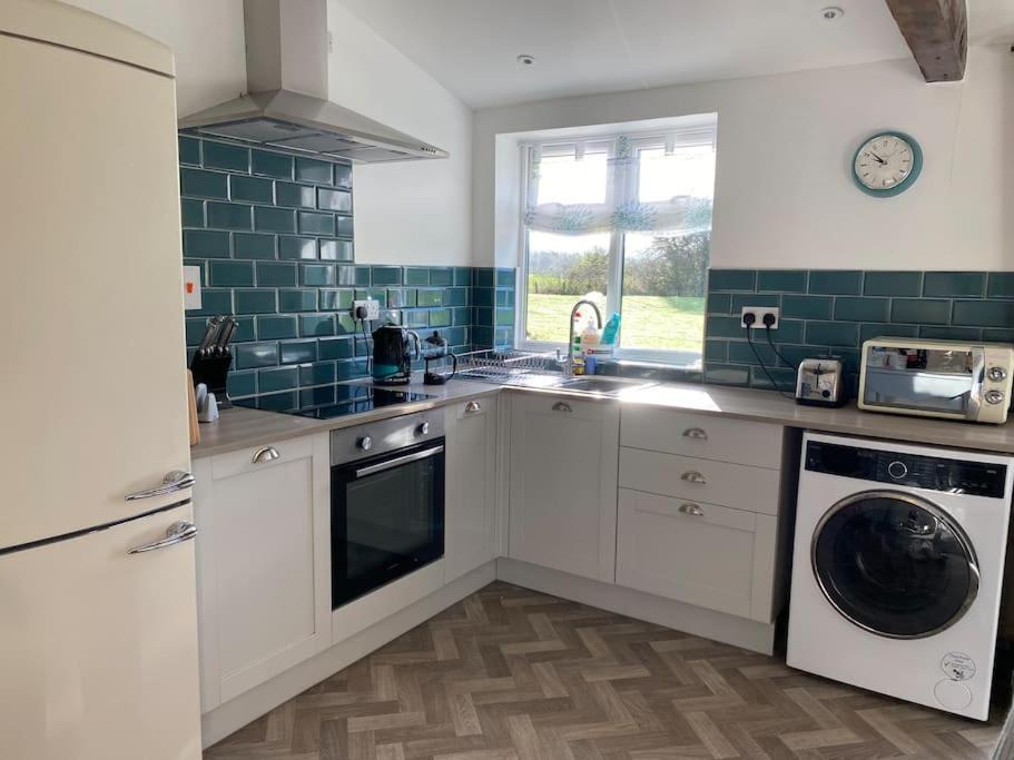 South Cottage - Garden, Views, Parking, Dogs, Cheshire, Walks, Family Adlington Luaran gambar